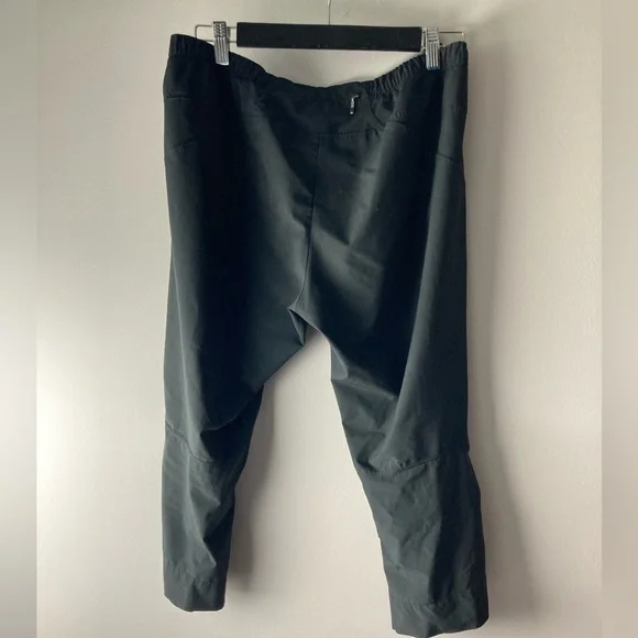 Brooks capris - Picture 2 of 4